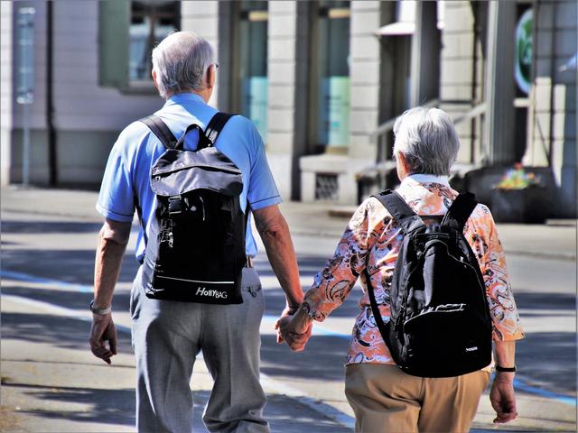 Creencias Autolimitantes en los Mayores de 55 Años hacia el Emprendimiento